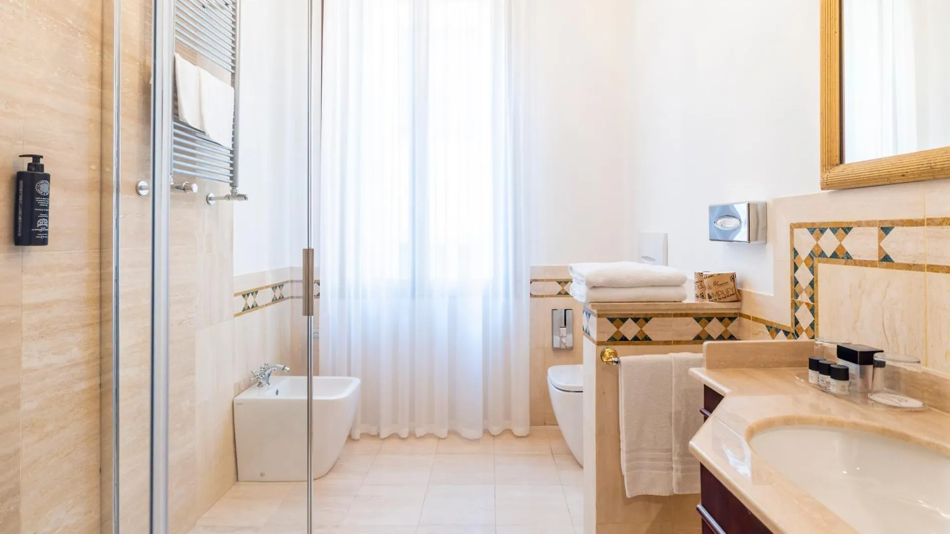 Hotel Al Ponte Dei Sospiri Venice Italy